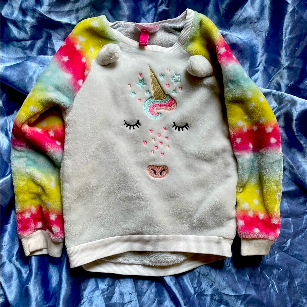 Super soft girls size 6 unicorn sweater